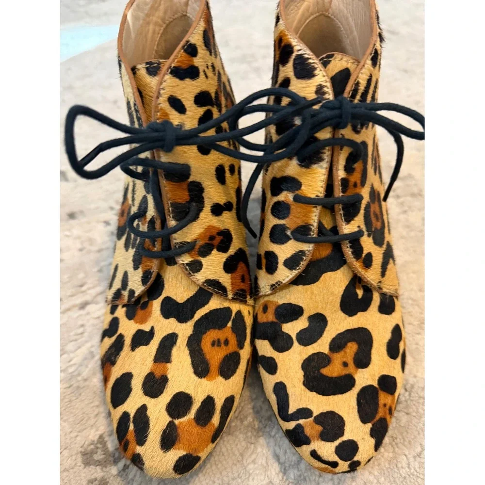 Kate Spade Leopard Print Calf Hair Lace Up Ankle Booties Block Heel 6M Brazil